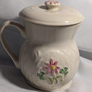 Belleek Spring Daisy COVERED MUG Shamrocks and Flowers Embossed 2006